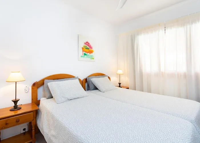 Apartment Close To Playa Vistas With Pool And Parking Los Cristianos (Tenerife)