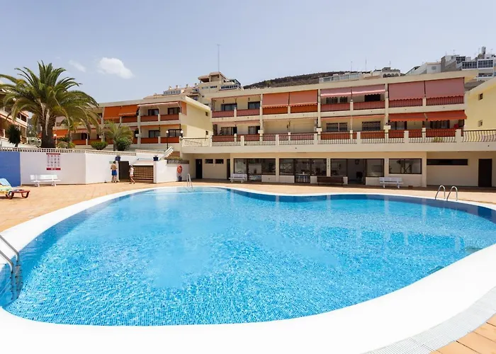 Close To Playa Vistas With Pool And Parking Los Cristianos (Tenerife)